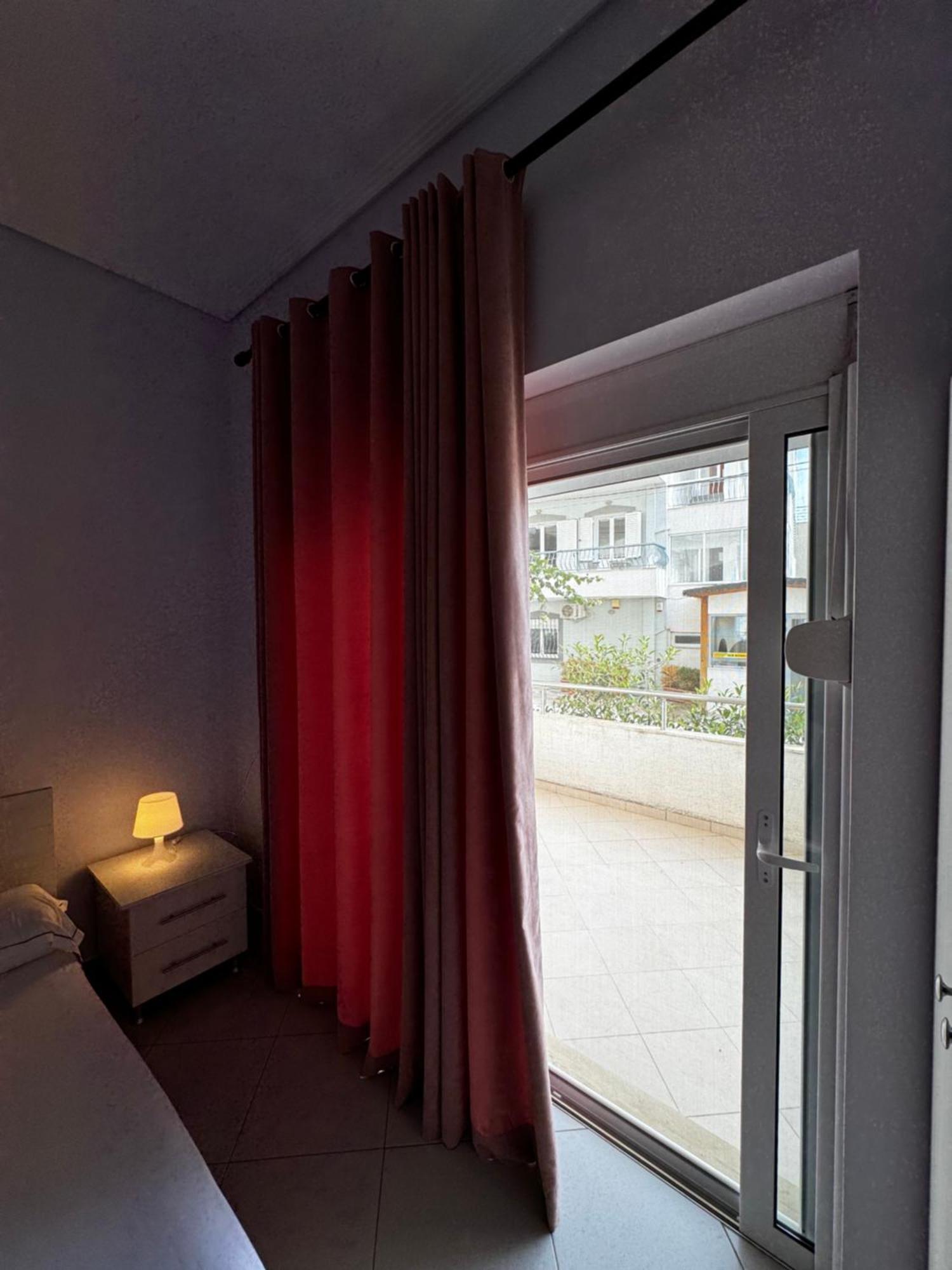 Ideal Holiday Apartments ซารานเดอ ภายนอก รูปภาพ
