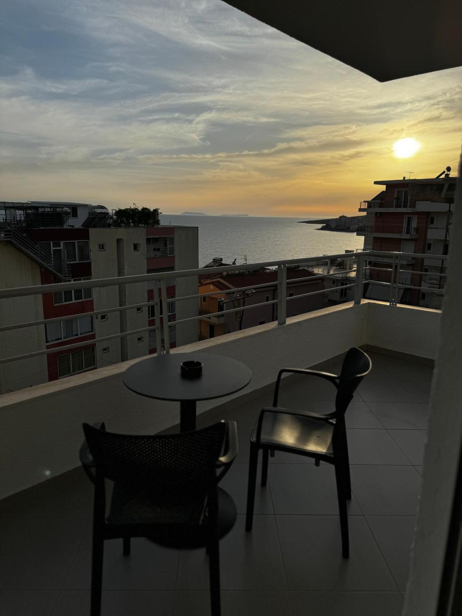 Ideal Holiday Apartments ซารานเดอ ภายนอก รูปภาพ