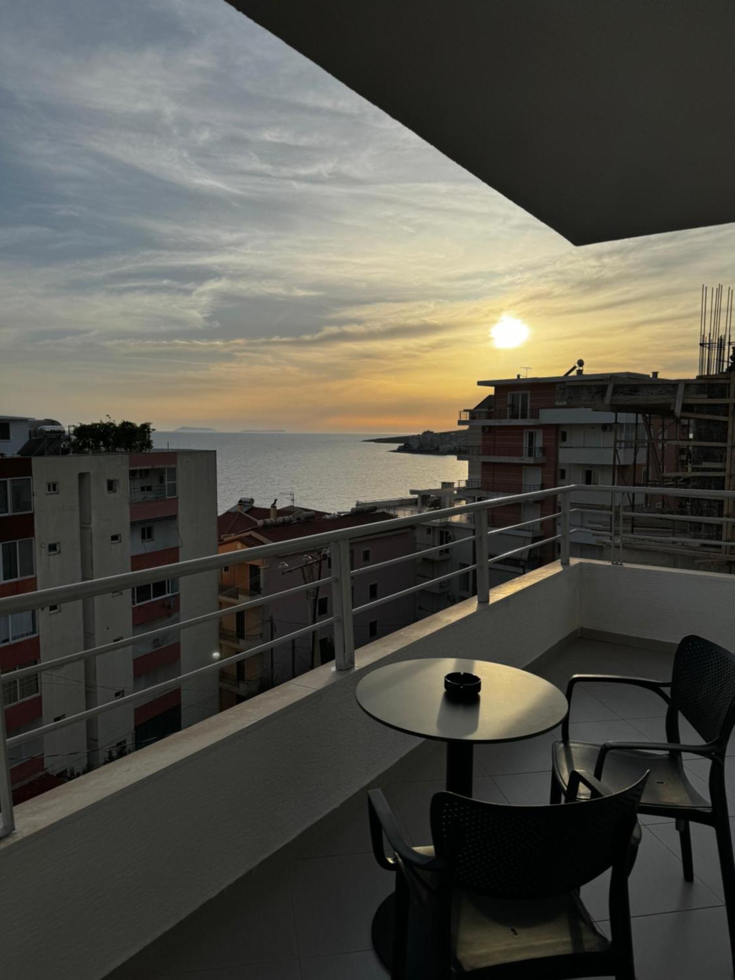 Ideal Holiday Apartments ซารานเดอ ภายนอก รูปภาพ