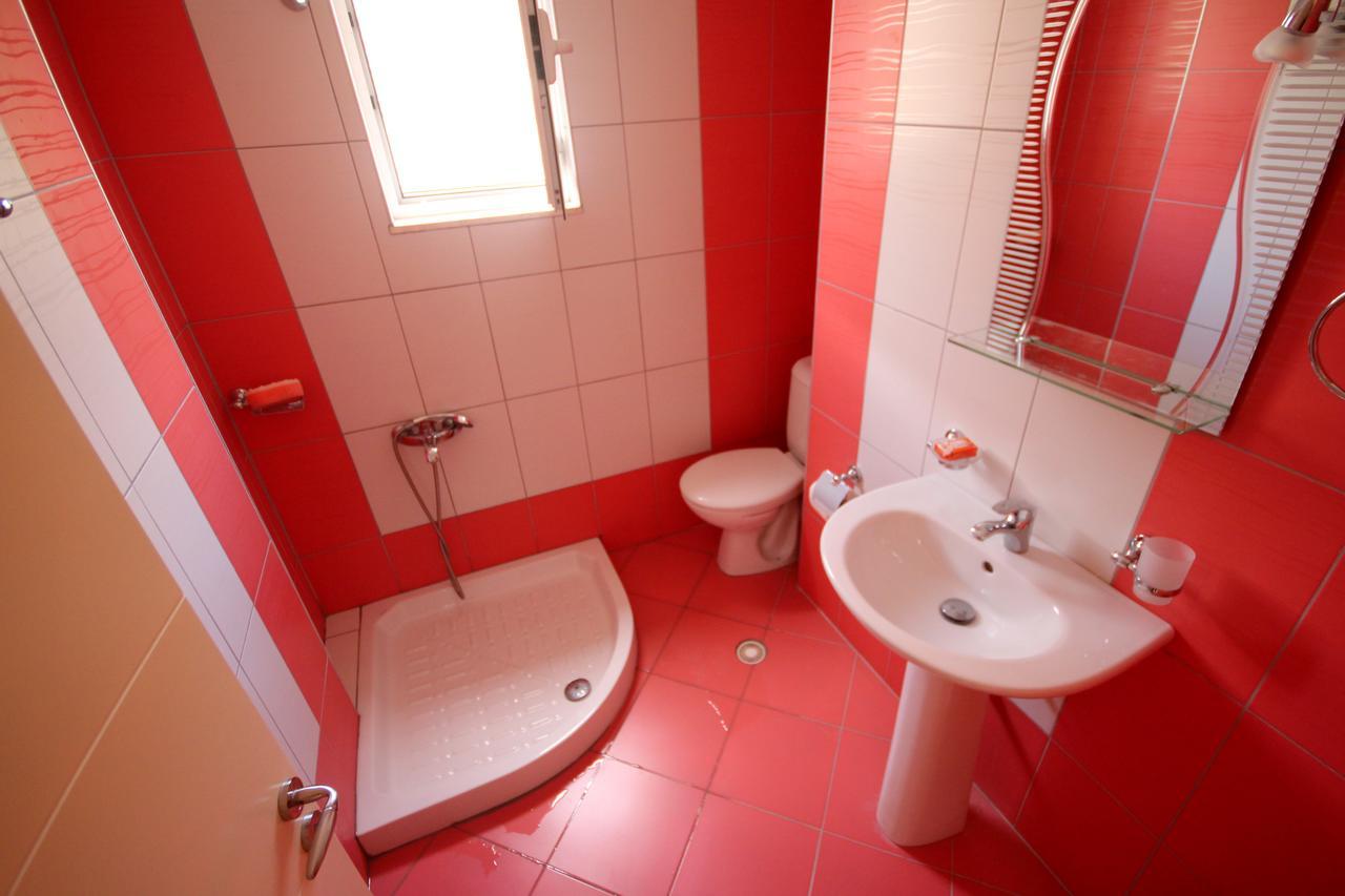 Ideal Holiday Apartments ซารานเดอ ภายนอก รูปภาพ