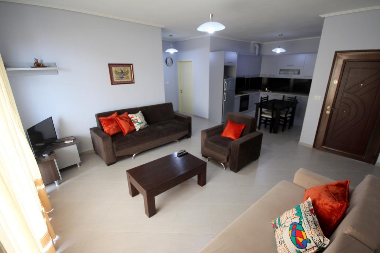 Ideal Holiday Apartments ซารานเดอ ภายนอก รูปภาพ