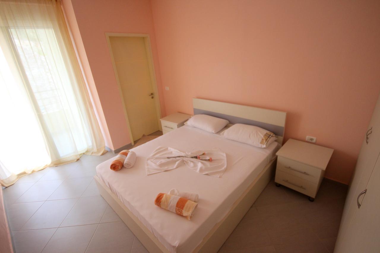 Ideal Holiday Apartments ซารานเดอ ภายนอก รูปภาพ