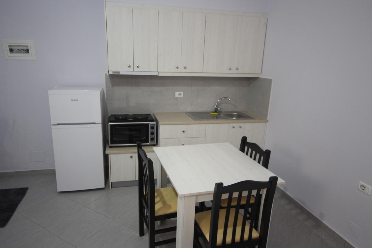 Ideal Holiday Apartments ซารานเดอ ภายนอก รูปภาพ