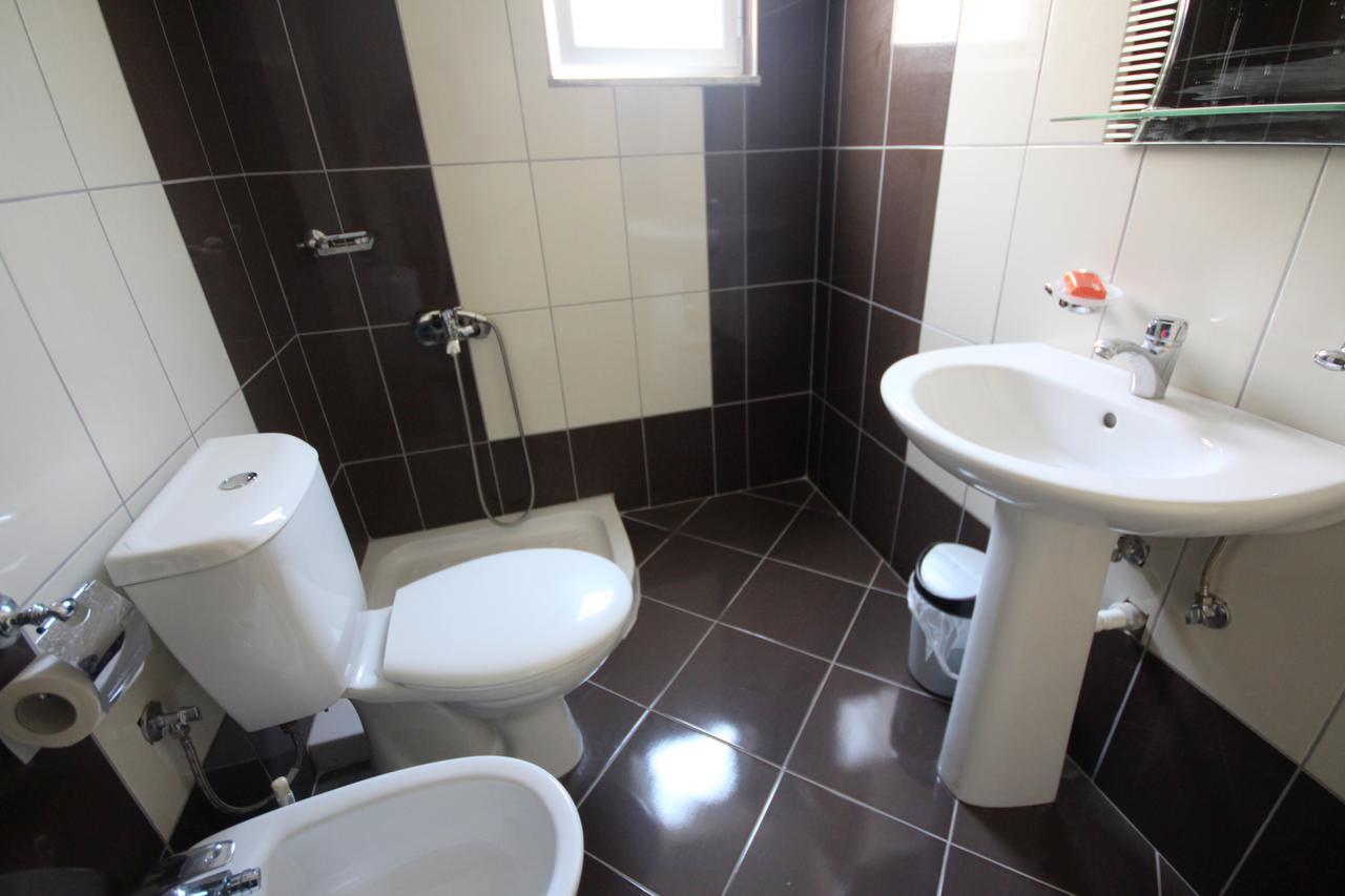Ideal Holiday Apartments ซารานเดอ ภายนอก รูปภาพ