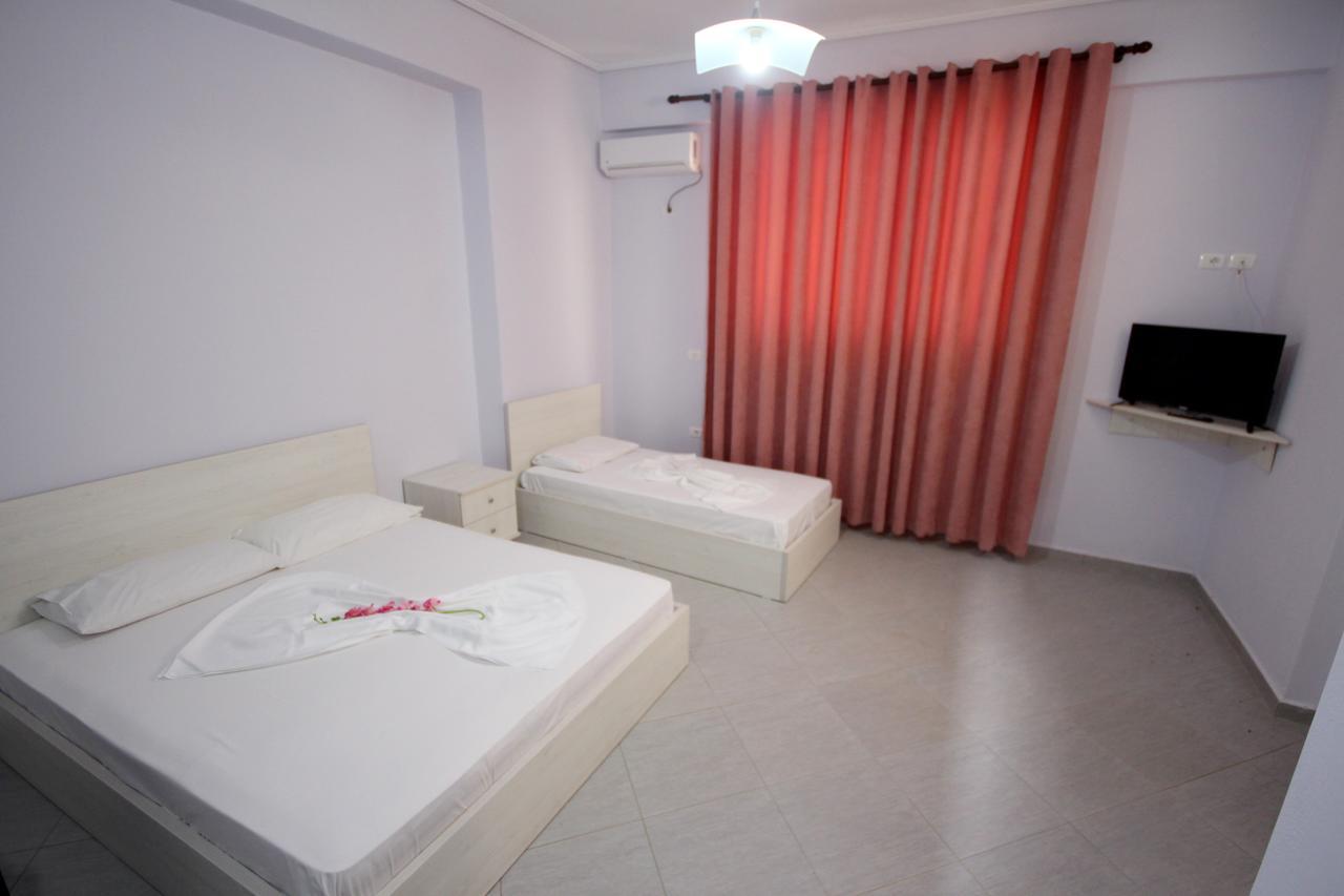 Ideal Holiday Apartments ซารานเดอ ภายนอก รูปภาพ